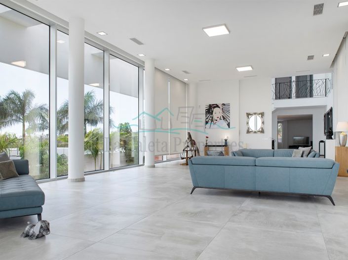 Image No.6-6 Bed Villa for sale