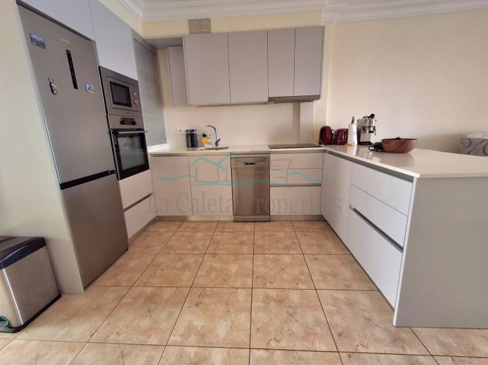 Image No.14-2 Bed Apartment for sale