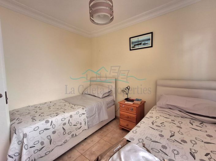 Image No.20-2 Bed Apartment for sale