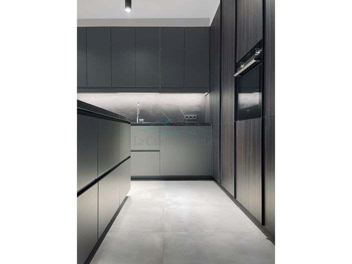 Image No.12-3 Bed House for sale