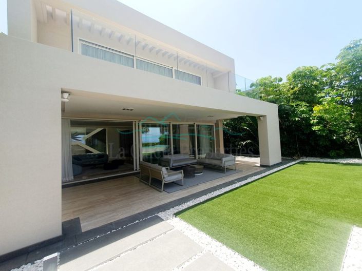 Image No.9-4 Bed Villa for sale