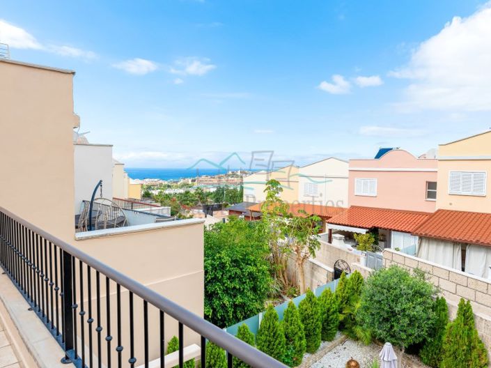 Image No.20-3 Bed Apartment for sale