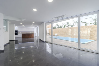 1.1 LIVING ROOM.JPG