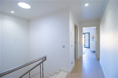 Hallway (Large).jpg