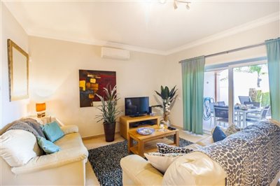1 - Lagos, Townhouse
