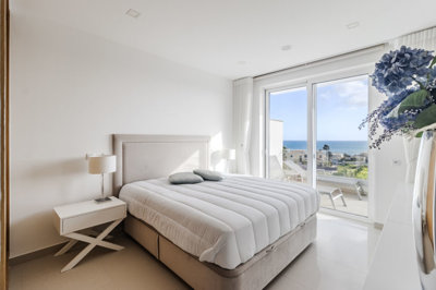 13.1 BEDROOM.jpg