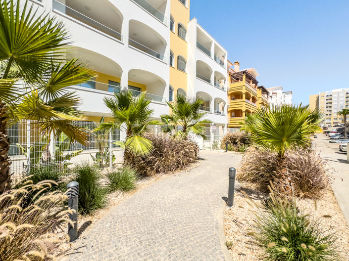 Image No.1-3 Bed Apartment for sale