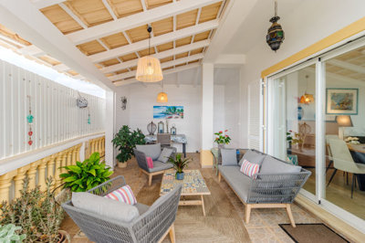 SIDE COVERED TERRACE A.jpg