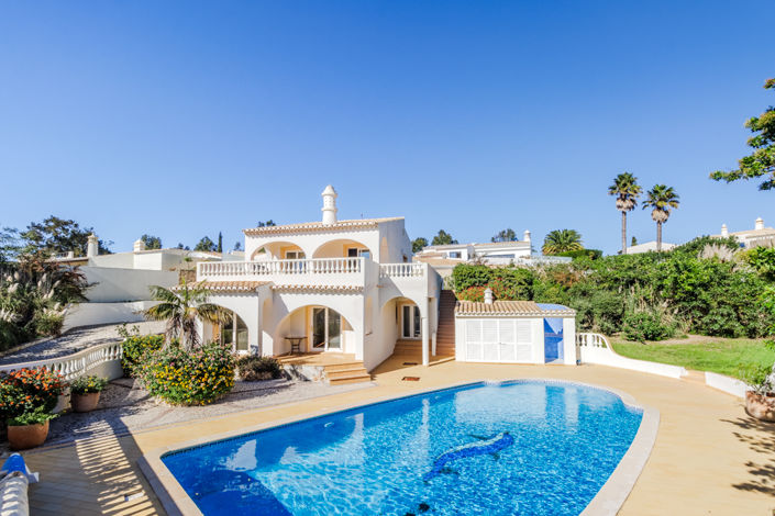 Image No.1-3 Bed Villa for sale