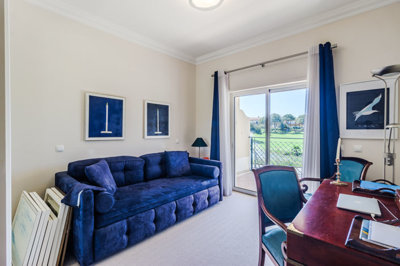 14 bedroom.jpg