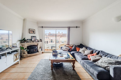 1 living room.jpg