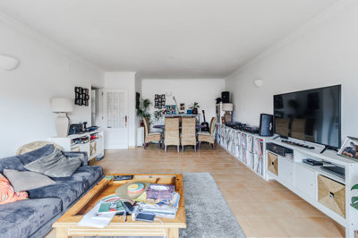 2 living room.jpg