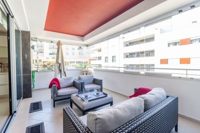 Balcony_a (Large).jpg
