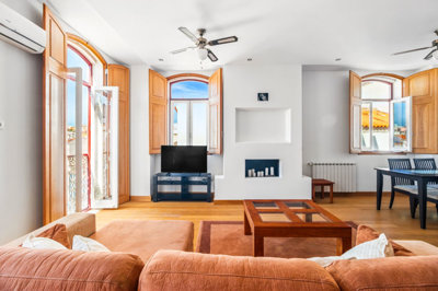 LIVING ROOM 3.jpg