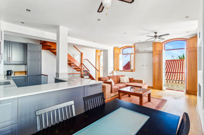 LIVING ROOM 8.jpg