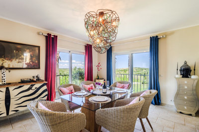 11 DINING TABLE.jpg