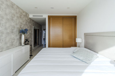 13.2 BEDROOM.jpg