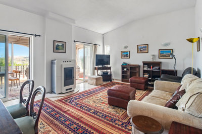 1 LIVING ROOM.jpg