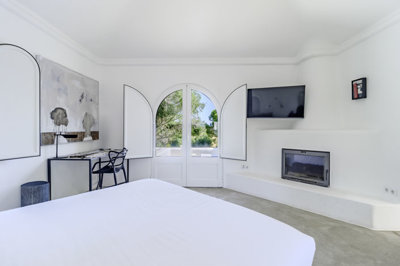 7 BEDROOM.jpg