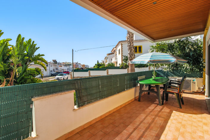 Image No.1-2 Bed Apartment for sale