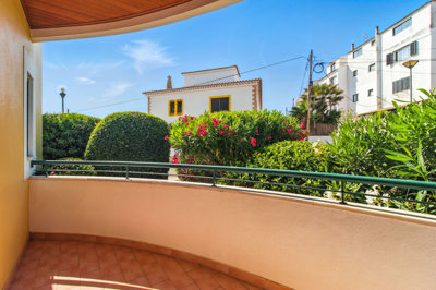 9.1 balcony.jpg
