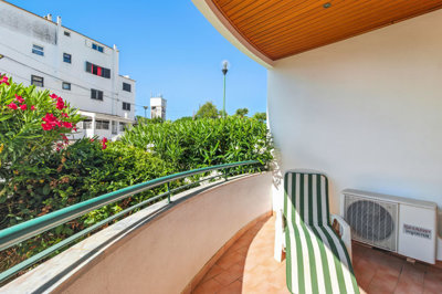 9.2 balcony.jpg