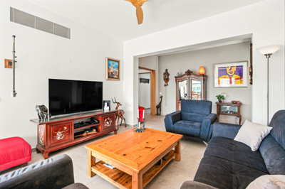 4.2 LIVING ROOM.jpg
