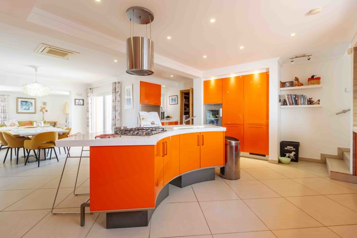 Image No.18-6 Bed Villa for sale