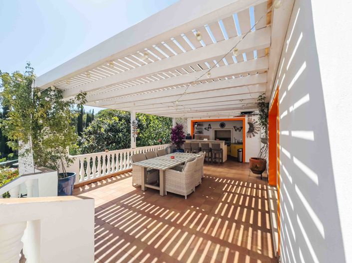 Image No.29-6 Bed Villa for sale