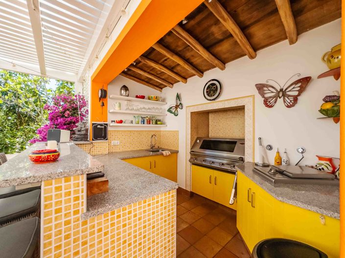 Image No.30-6 Bed Villa for sale