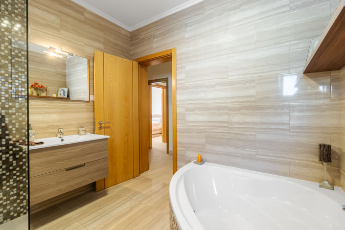 Image No.36-6 Bed Villa for sale