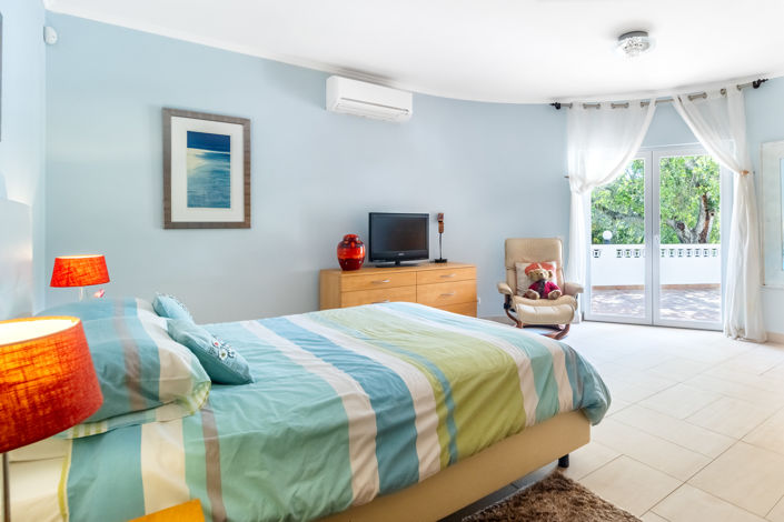 Image No.40-6 Bed Villa for sale