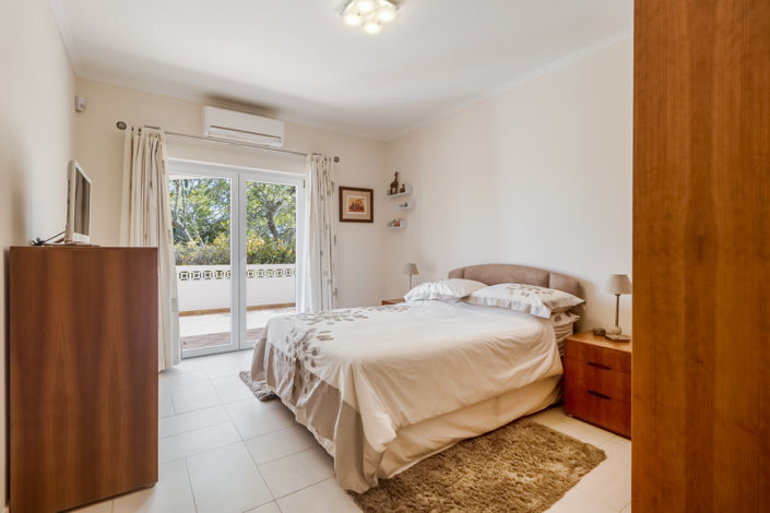 Image No.42-6 Bed Villa for sale