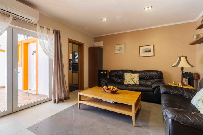 Image No.47-6 Bed Villa for sale