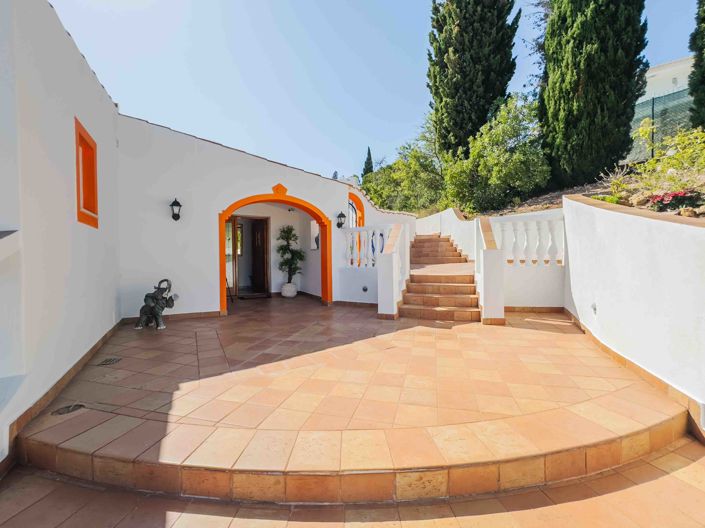 Image No.65-6 Bed Villa for sale