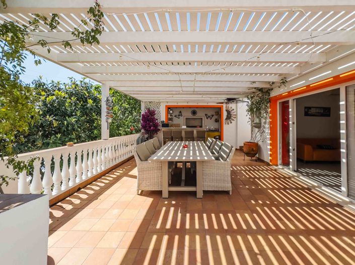 Image No.9-6 Bed Villa for sale