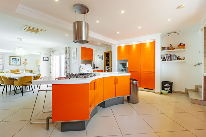 Image No.8-6 Bed Villa for sale