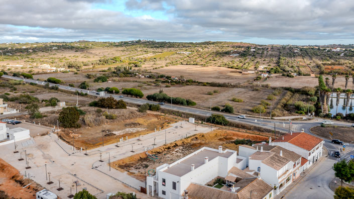 Image No.27-3 Bed Townhouse for sale