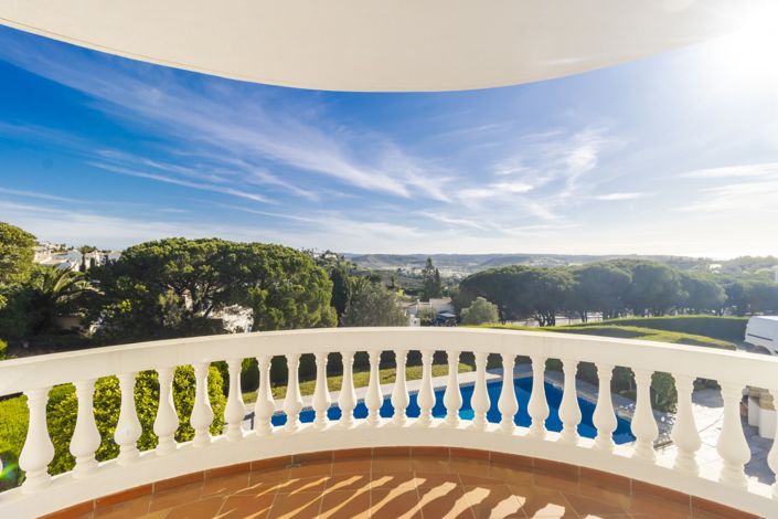 Image No.31-3 Bed Villa for sale