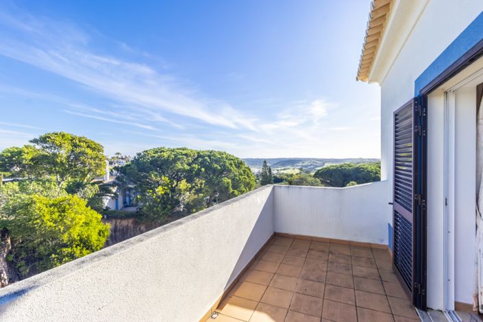 Image No.37-3 Bed Villa for sale