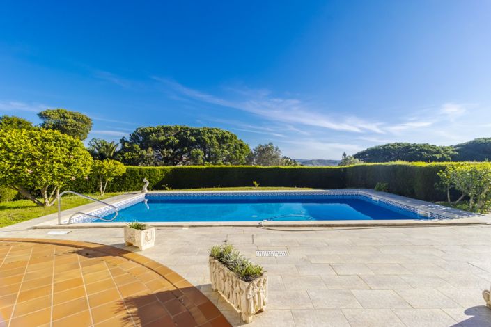 Image No.10-3 Bed Villa for sale