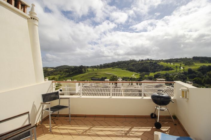 Image No.13-3 Bed Townhouse for sale