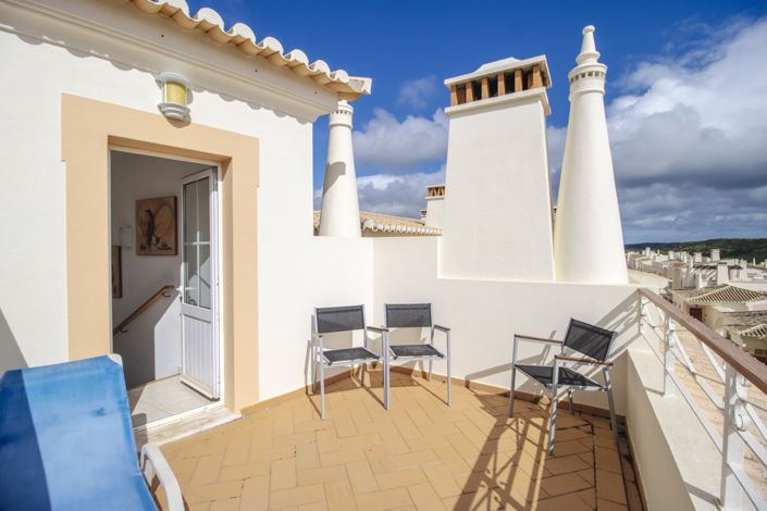 Image No.14-3 Bed Townhouse for sale