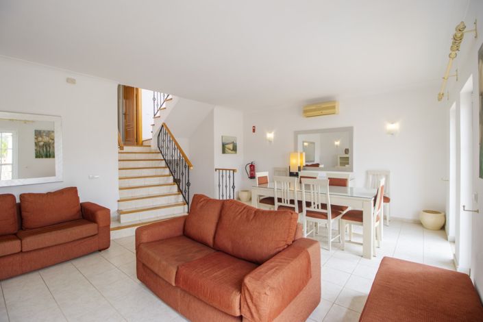 Image No.6-3 Bed Townhouse for sale