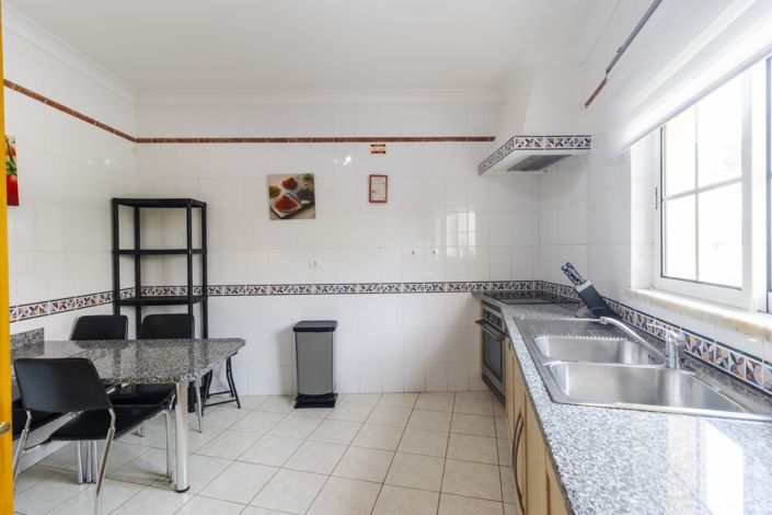 Image No.10-3 Bed Townhouse for sale