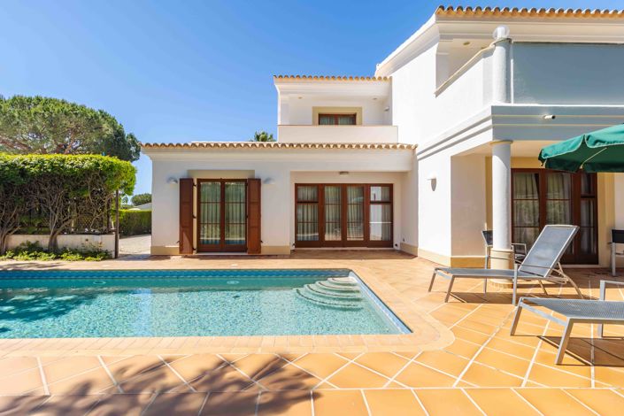 Image No.2-3 Bed Villa for sale