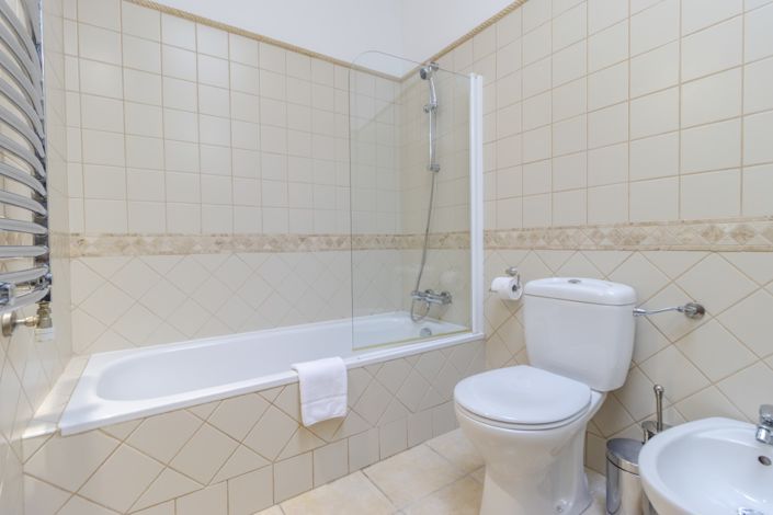 Image No.23-3 Bed Villa for sale