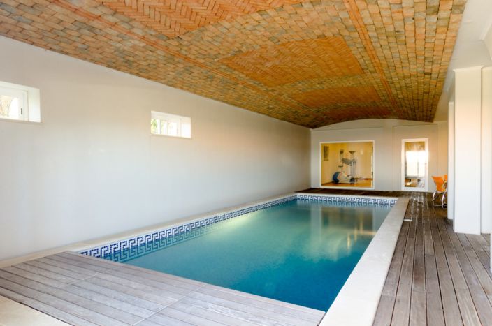 Image No.6-8 Bed Villa for sale