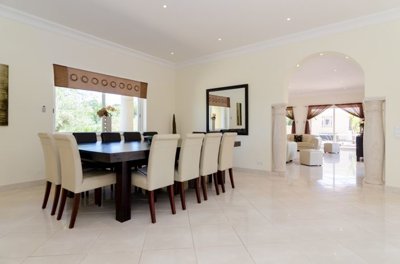 Freelance Lisa (33 of 68) (Medium).JPG