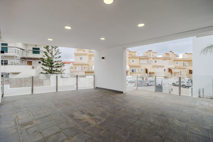 Image No.6-5 Bed Villa for sale